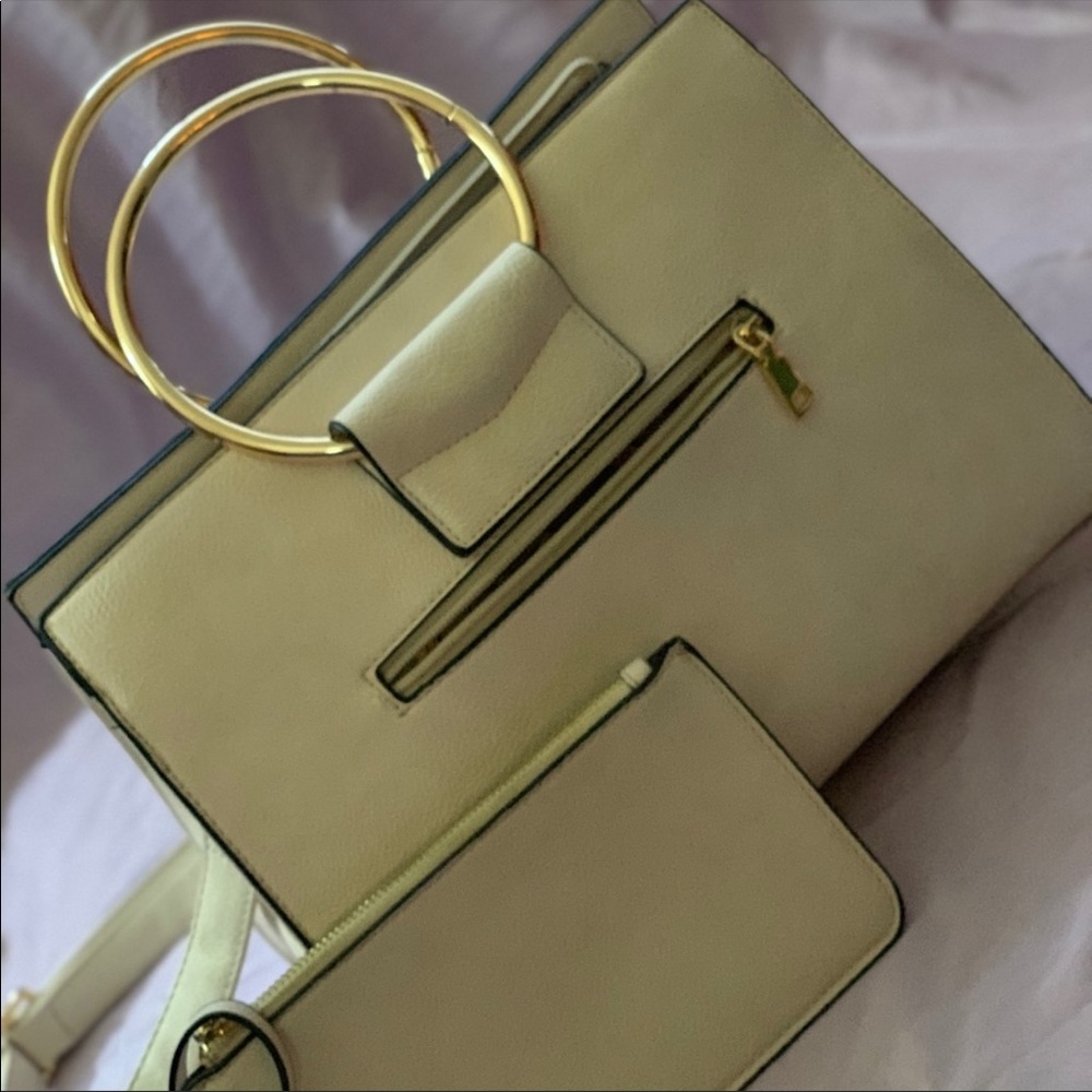 Women’s Cream Handbag